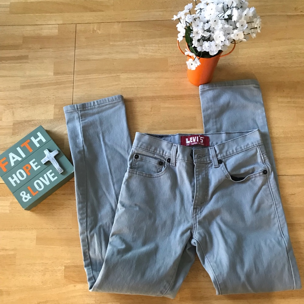 🔴Levi’s 510 Grey Jeans